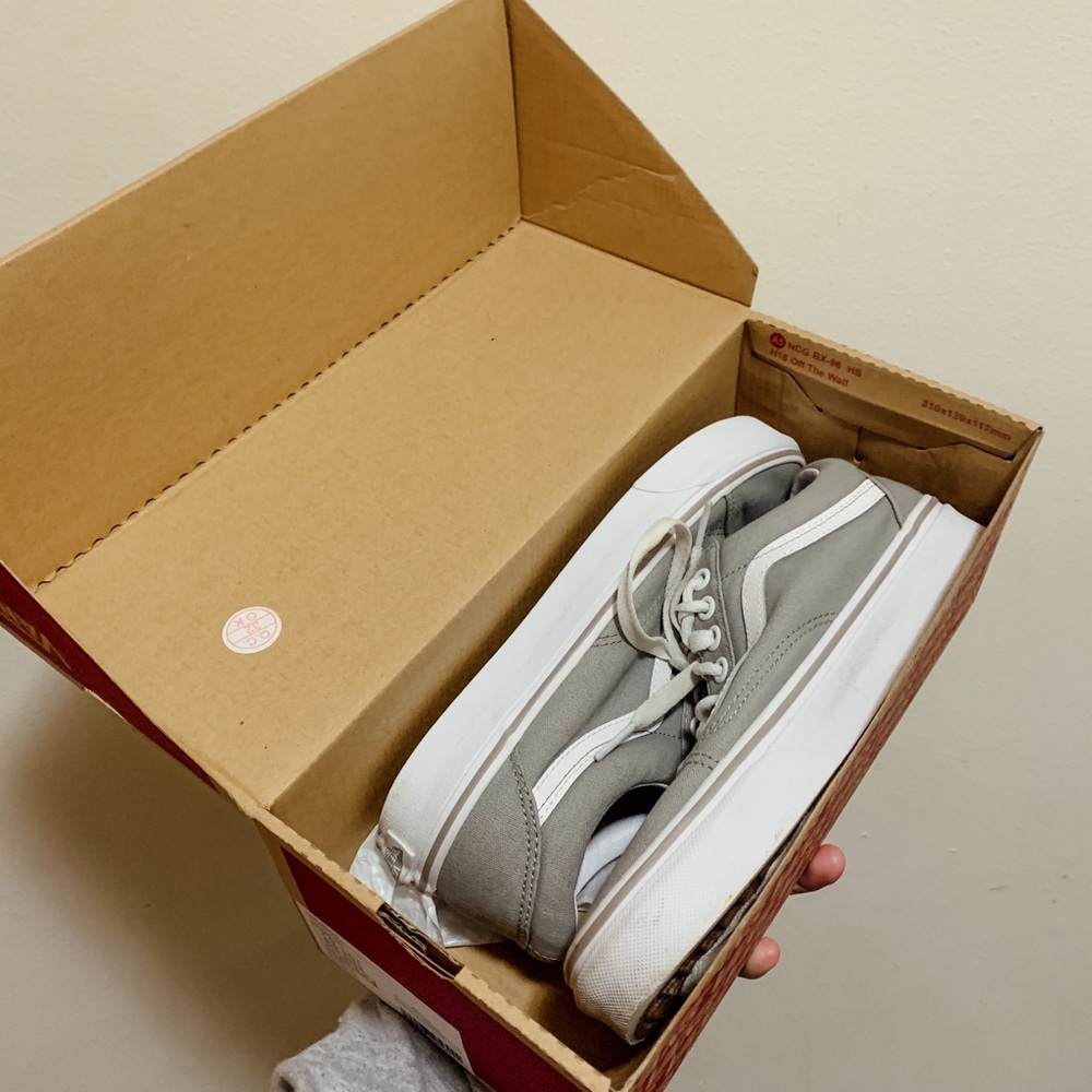grey vans